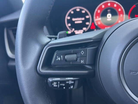 2025 Porsche 911 Carrera