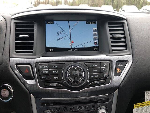 2019 Nissan Pathfinder SL