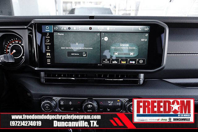 2025 Jeep Gladiator High Tide