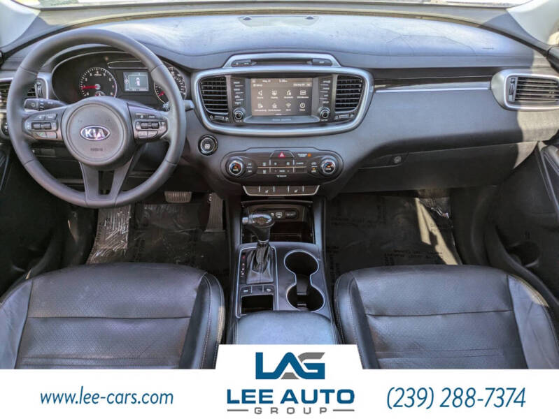 2017 Kia Sorento LX
