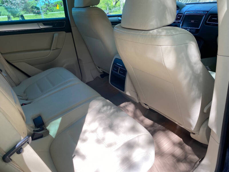 2015 Volkswagen Touareg TDI Lux