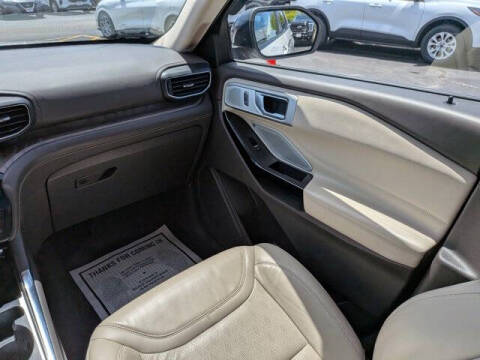 2022 Ford Explorer Platinum