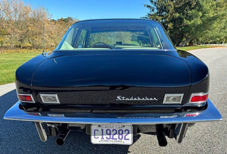 1963 Studebaker Avanti