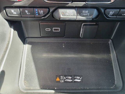 2024 GMC Yukon XL SLT