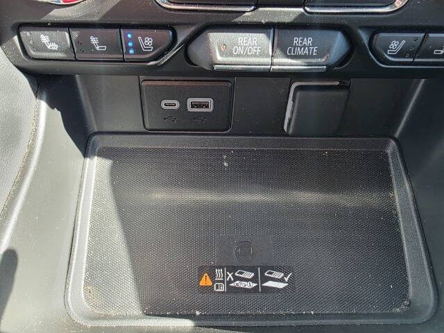 2024 GMC Yukon XL SLT