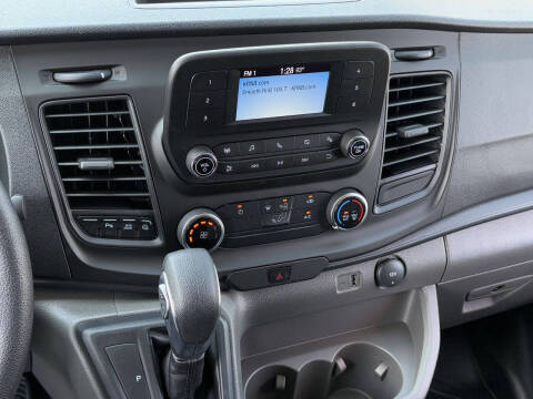 2025 Ford Transit 250