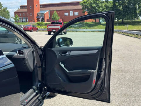 2014 Audi A4 2.0T quattro Premium Plus