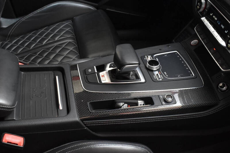 2020 Audi SQ5 3.0T quattro Premium Plus