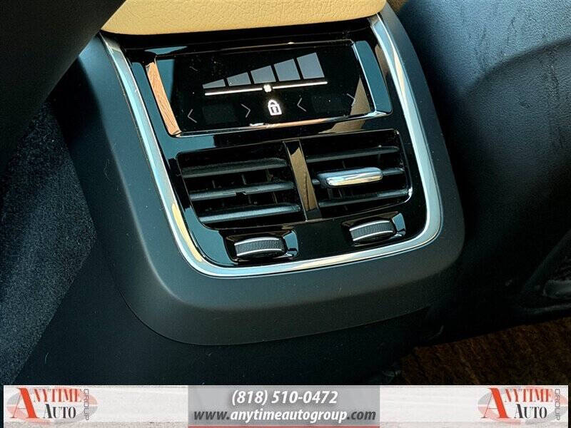 2018 Volvo XC90 T6 Momentum