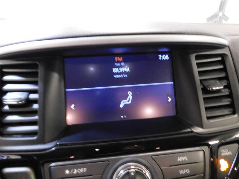 2019 Nissan Pathfinder SV