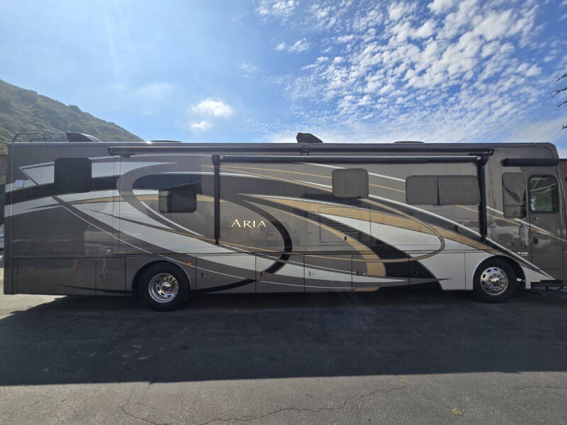 2017 Thor Motor Coach Aria