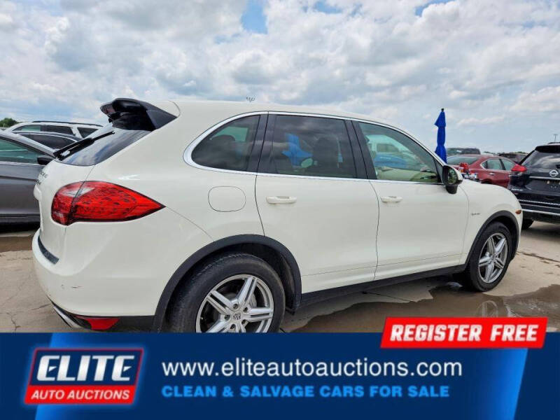 2012 Porsche Cayenne S Hybrid