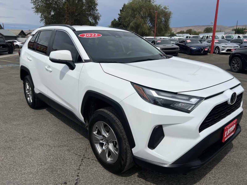 2022 Toyota RAV4 XLE