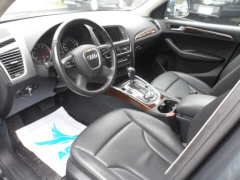 2012 Audi Q5 2.0T quattro Premium Plus