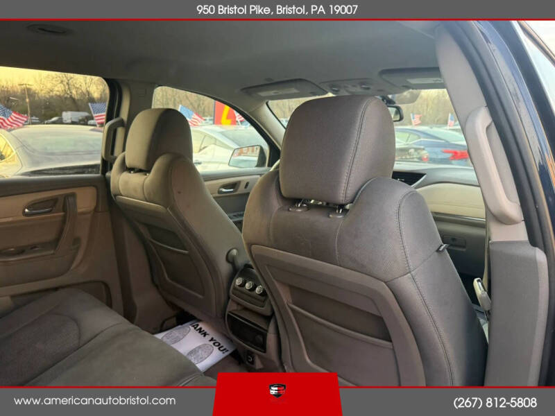 2017 Chevrolet Traverse LS