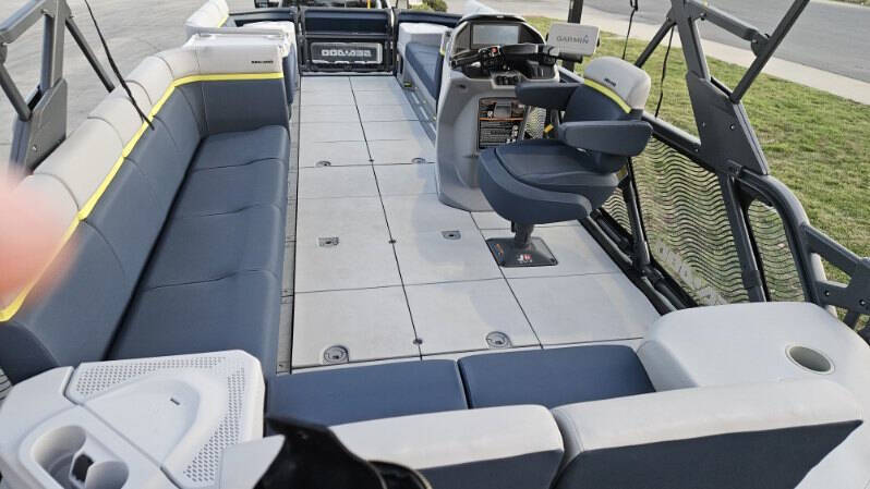 2025 Sea-Doo Switched Cruise Limited