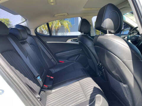 2022 Genesis G70