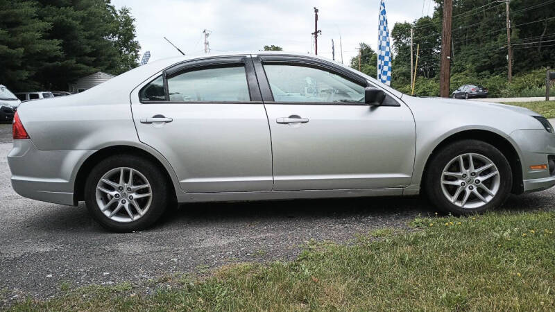 2010 Ford Fusion S
