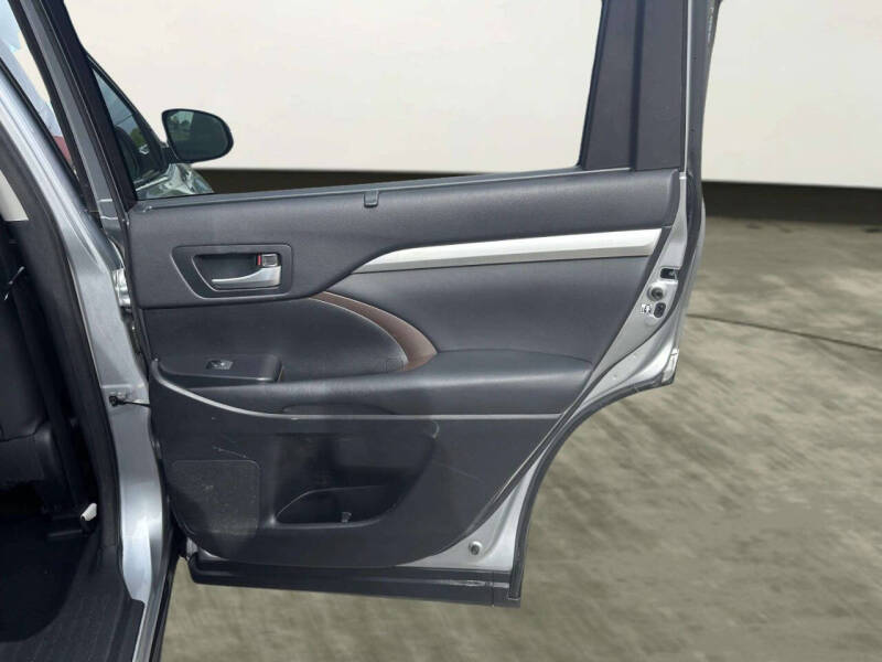 2014 Toyota Highlander XLE