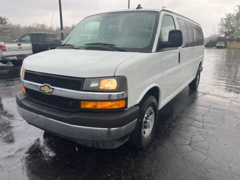 2017 Chevrolet Express LT 3500