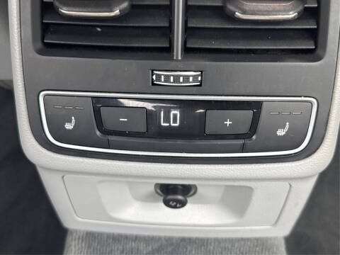 2017 Audi A4 2.0T quattro Premium Plus