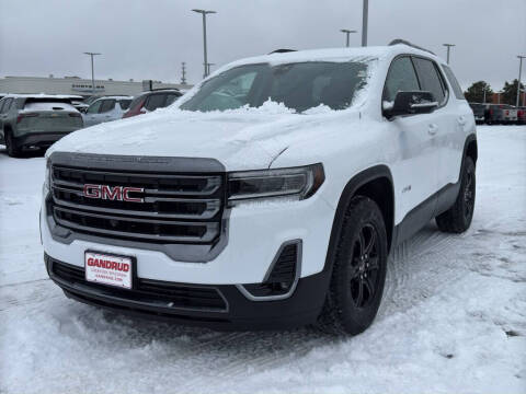 2023 GMC Acadia AT4