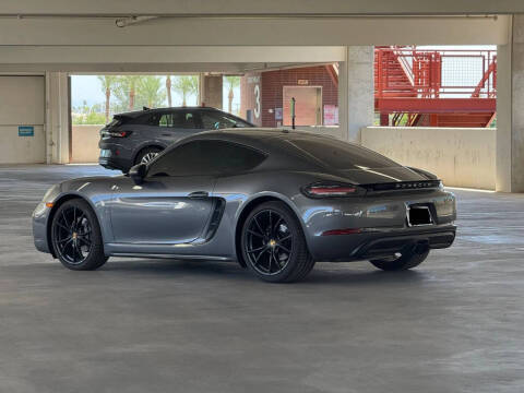 2019 Porsche 718 Cayman
