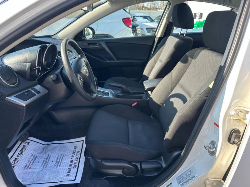 2011 Mazda MAZDA3 i Touring