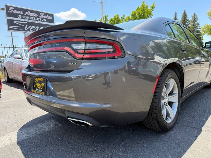 2016 Dodge Charger SXT