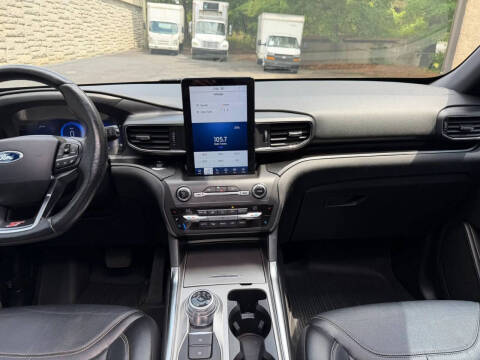 2020 Ford Explorer ST