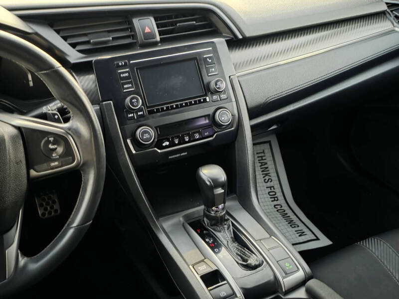 2018 Honda Civic Sport