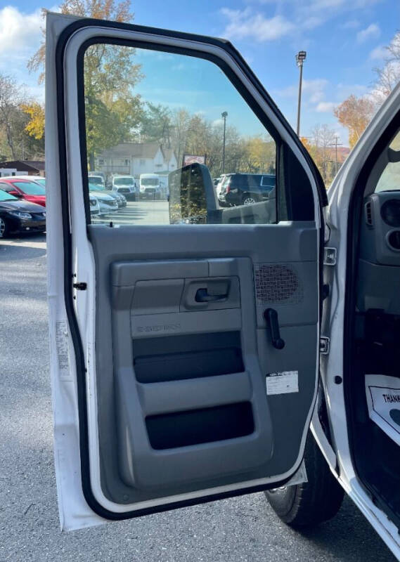 2012 Ford E-Series E-450 SD