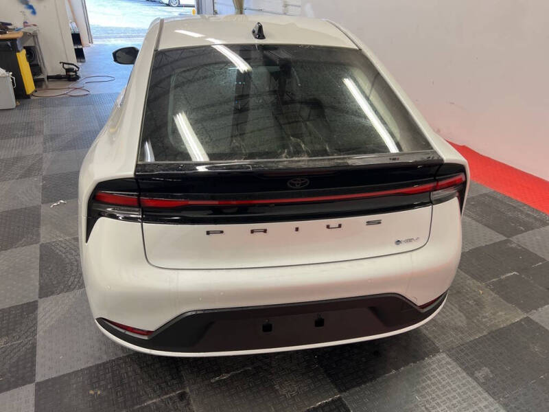 2026 Toyota Prius LE