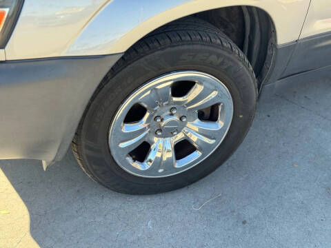 2005 Subaru Forester X