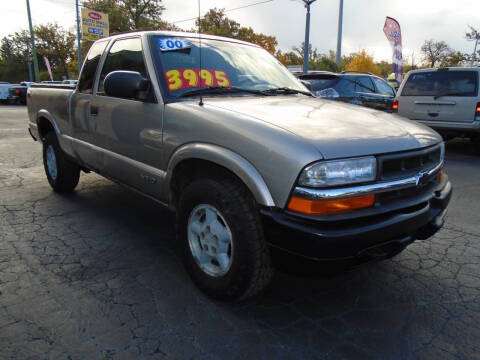 2000 Chevrolet S-10 LS