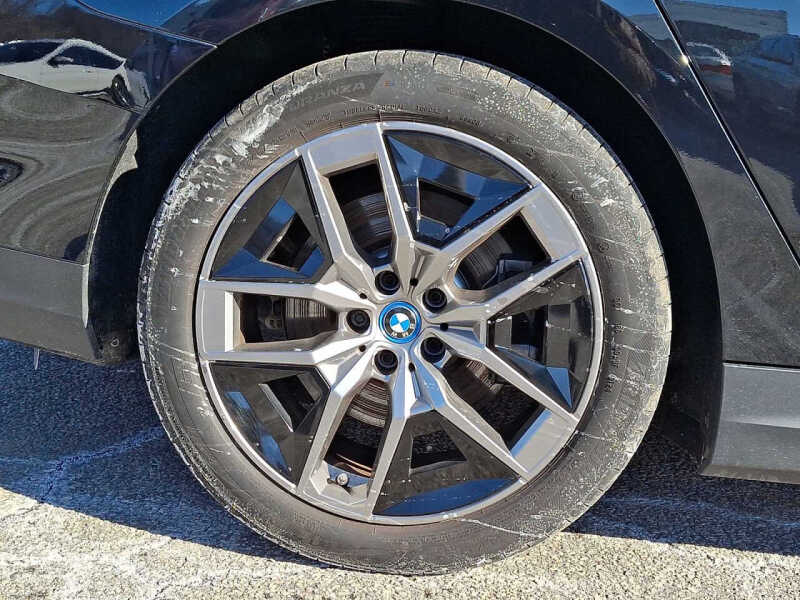 2024 BMW i5 eDrive40