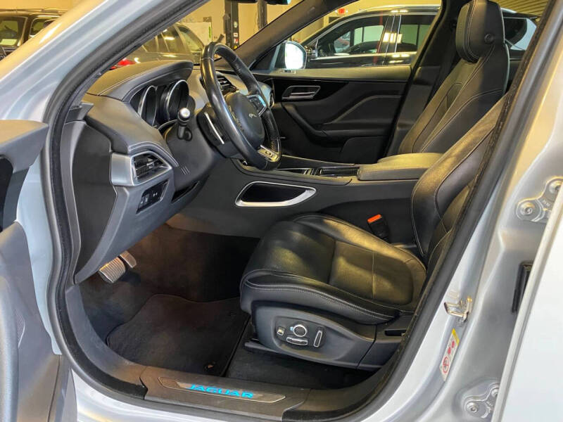 2019 Jaguar F-PACE S