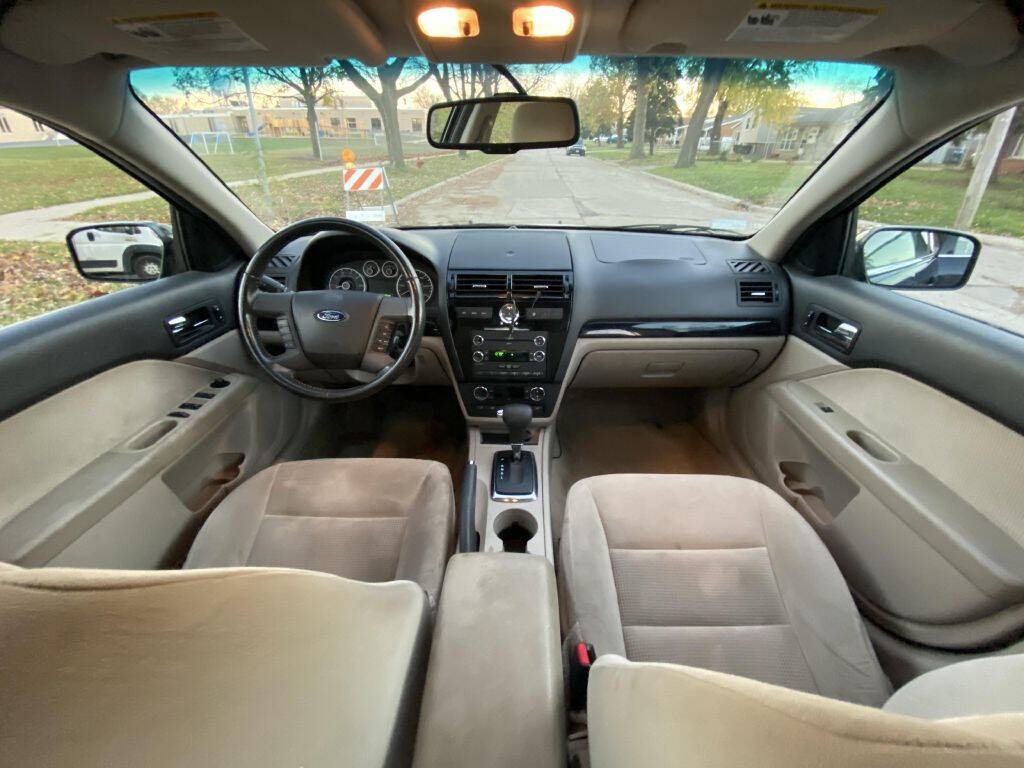 Dk. Blue 2008 Ford Fusion V6 SEL AWD V6 SEL 4dr Sedan 2