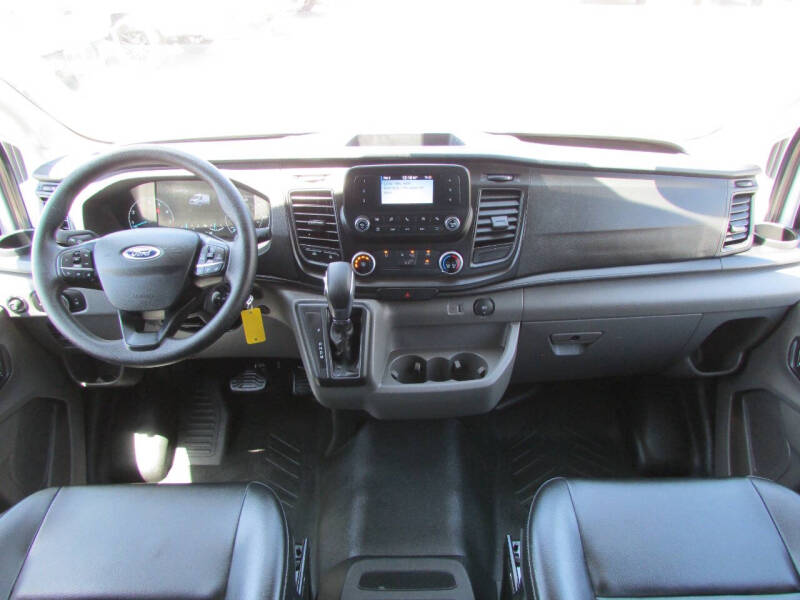 2025 Ford Transit 250