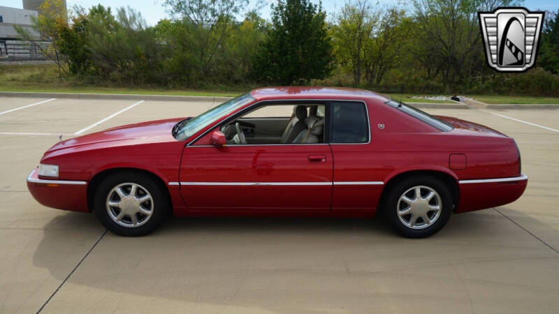 2001 Cadillac Eldorado ESC