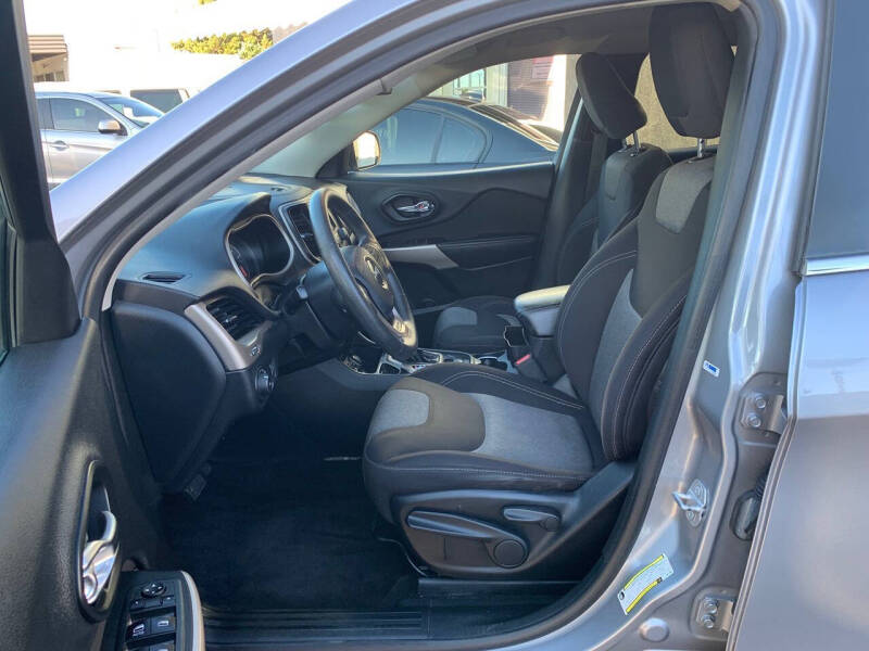 2018 Jeep Cherokee Latitude