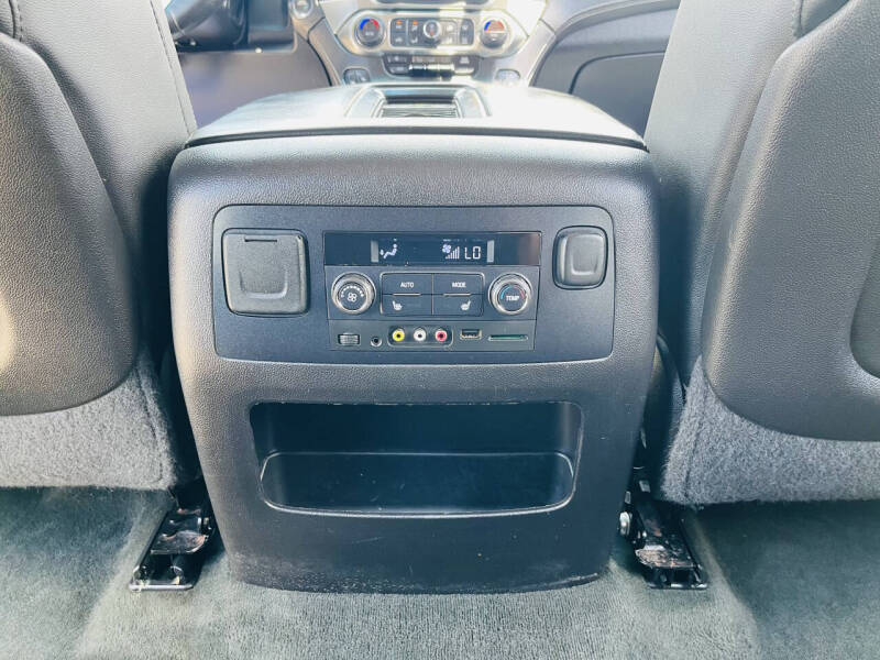 2015 Chevrolet Suburban LT
