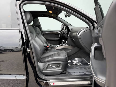 2016 Audi SQ5 3.0T quattro Premium Plus