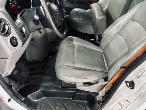 2014 Ford E-Series E-350 SD