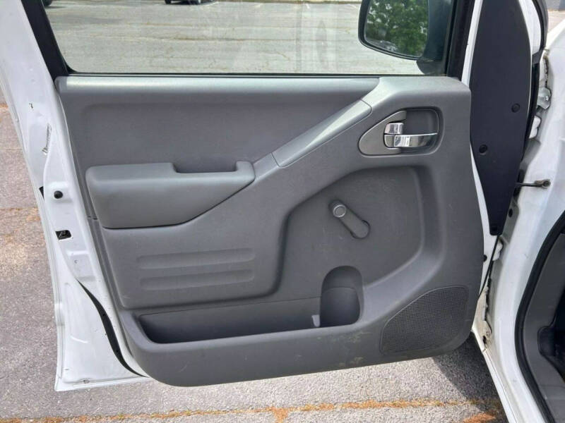 2017 Nissan Frontier S