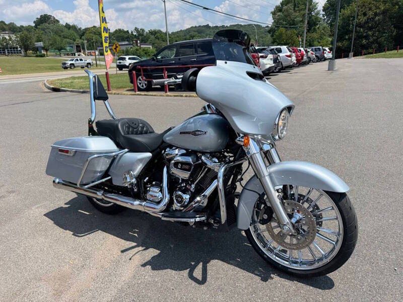 2023 Harley-Davidson Street Glide