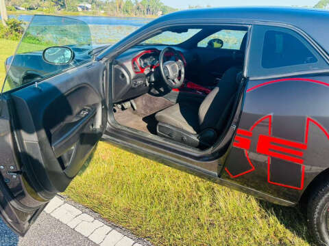 2017 Dodge Challenger R/T Plus