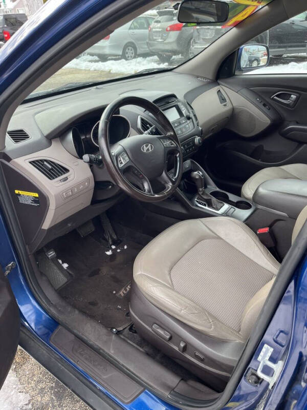 2015 Hyundai Tucson SE