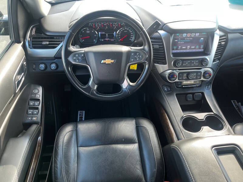 2019 Chevrolet Suburban LT