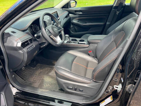 2020 Nissan Altima 2.5 SR